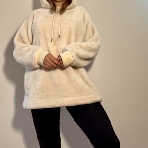 Fuzzy cream H&M sweater size large